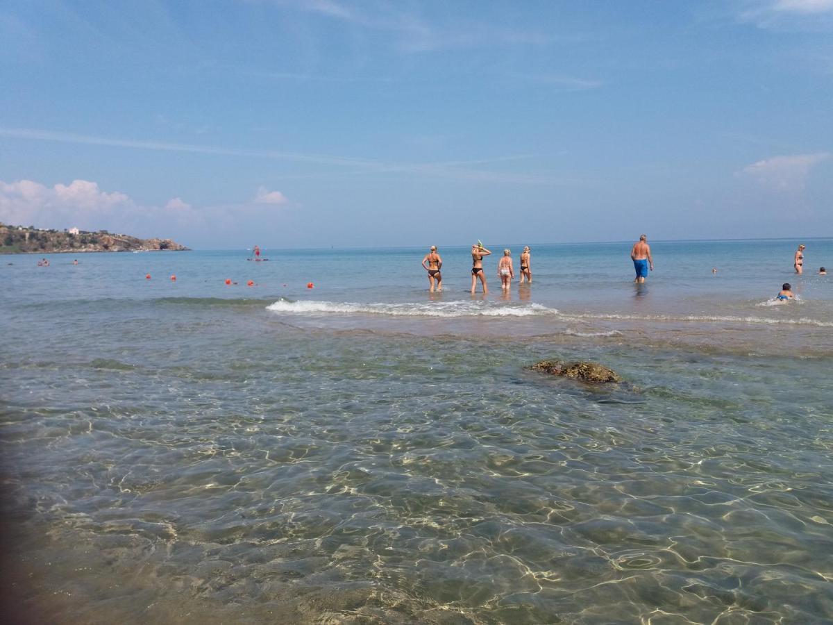 Fabiene Familyholidays Deluxe Plus Cefalù Buitenkant foto